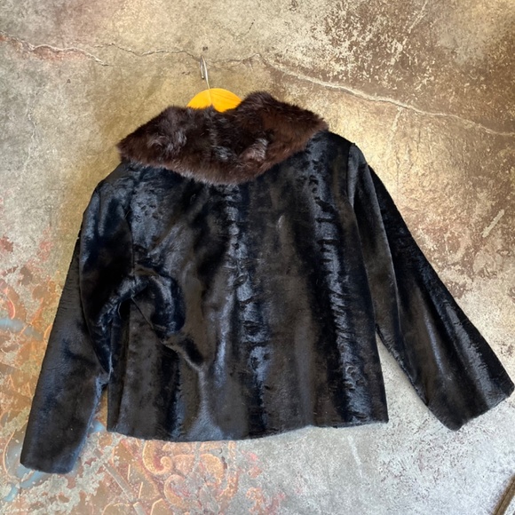 Vintage black mink fur collar and rare Broadtail lamb cropped jacket size Small. - Picture 2 of 6